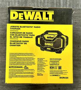 DeWalt DCR025 20V Li-ion Bluetooth Battery Charger Radio